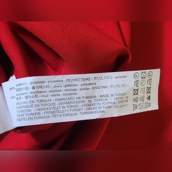 Zara XS Red Midi Dress, Round Neck, Long sleeve, Slit ans Drape in Front, Zip-up - Picture 5 of 16